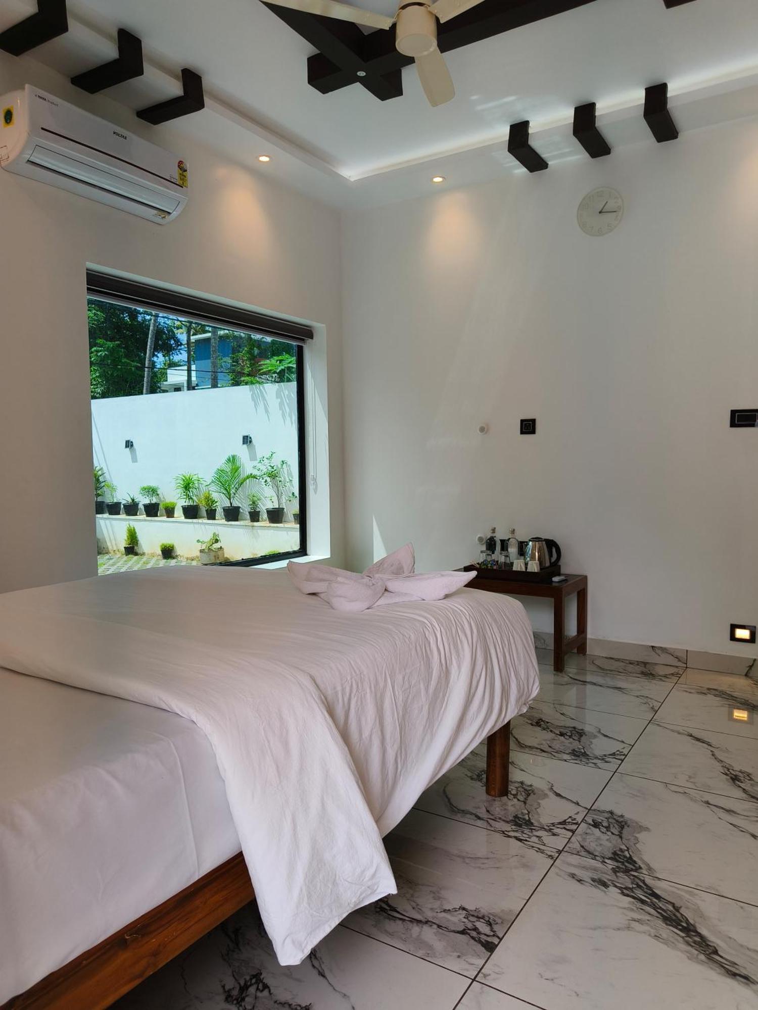 Wavealokam Beach Retreat Варкала Экстерьер фото